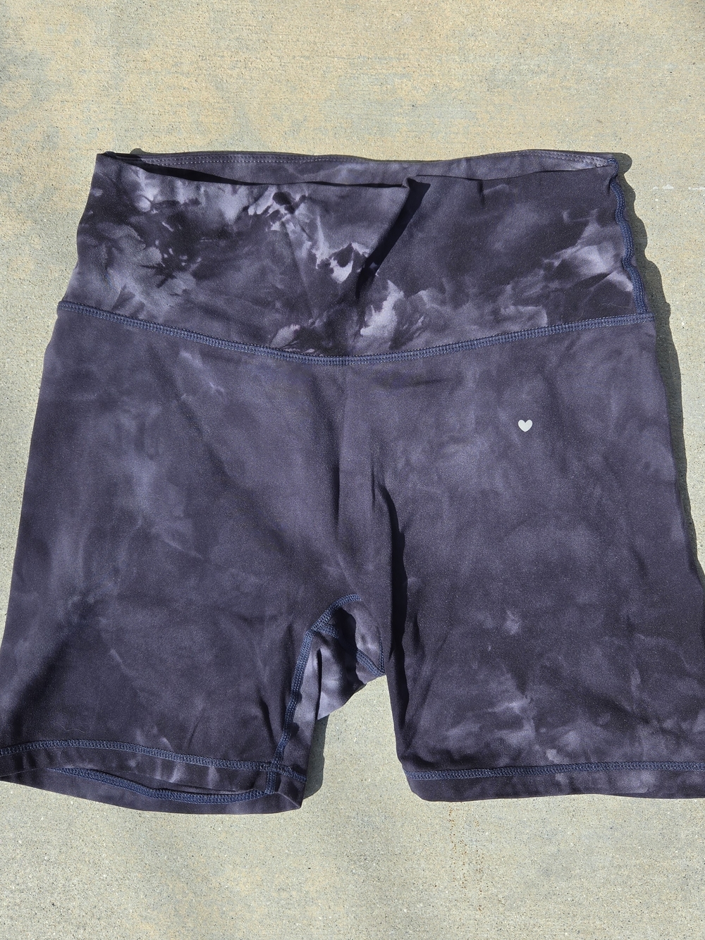 Hawaii Love Fitness Women's High-Waist Tie-Dye Active Shorts - Navy/Charcoal S